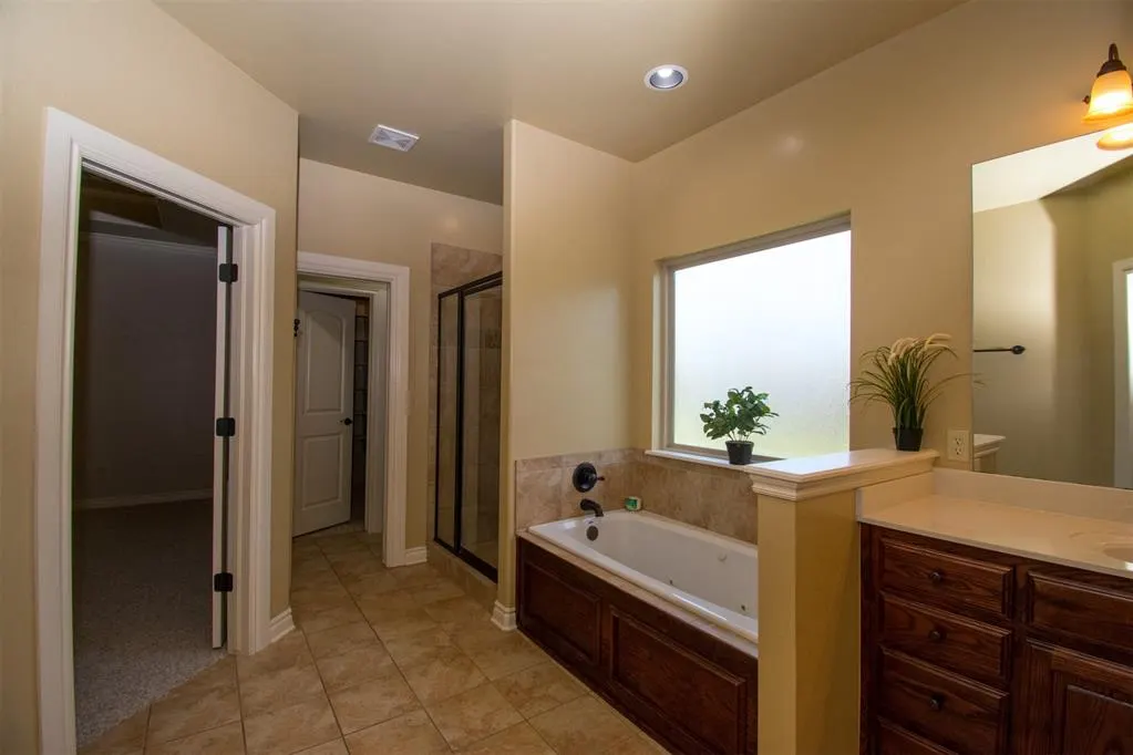 Photo 38 — 9029 NW 83rd Street, Yukon, OK 73099
