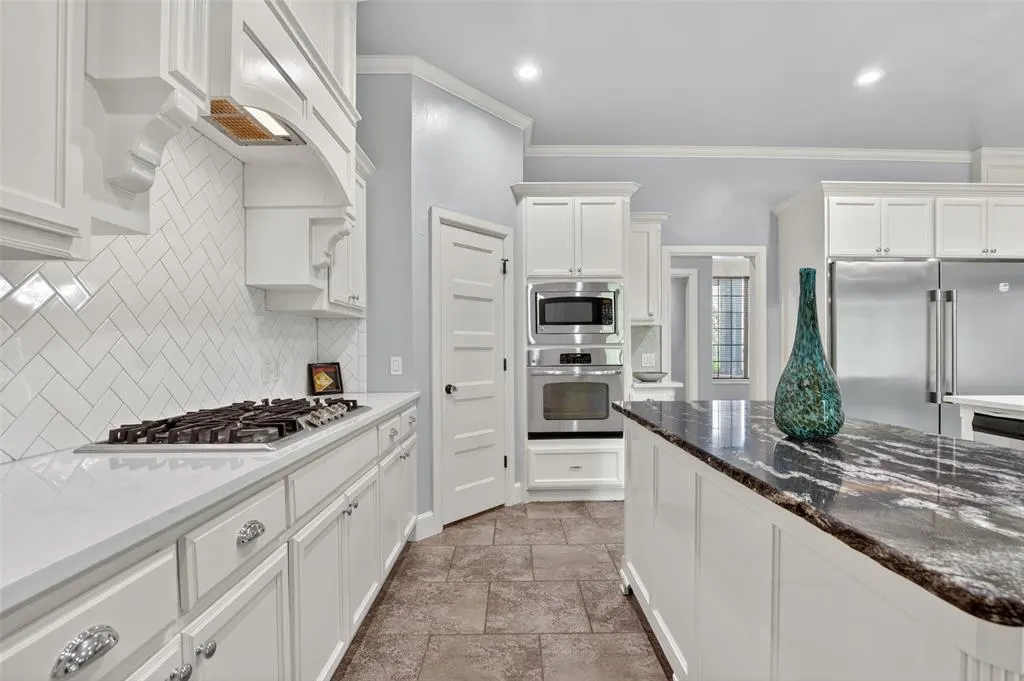 Photo 13 — 18509 Feliz Drive, Edmond, OK 73012