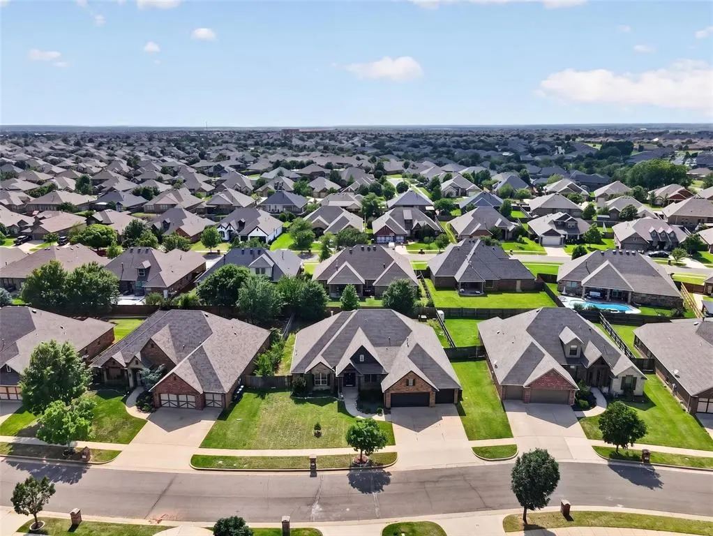 Photo 47 — 18509 Feliz Drive, Edmond, OK 73012