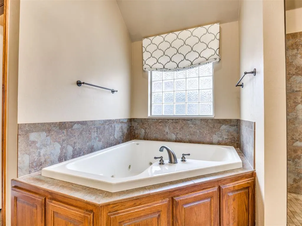 Photo 27 — 5301 NW 119th Street, Oklahoma City, OK 73162