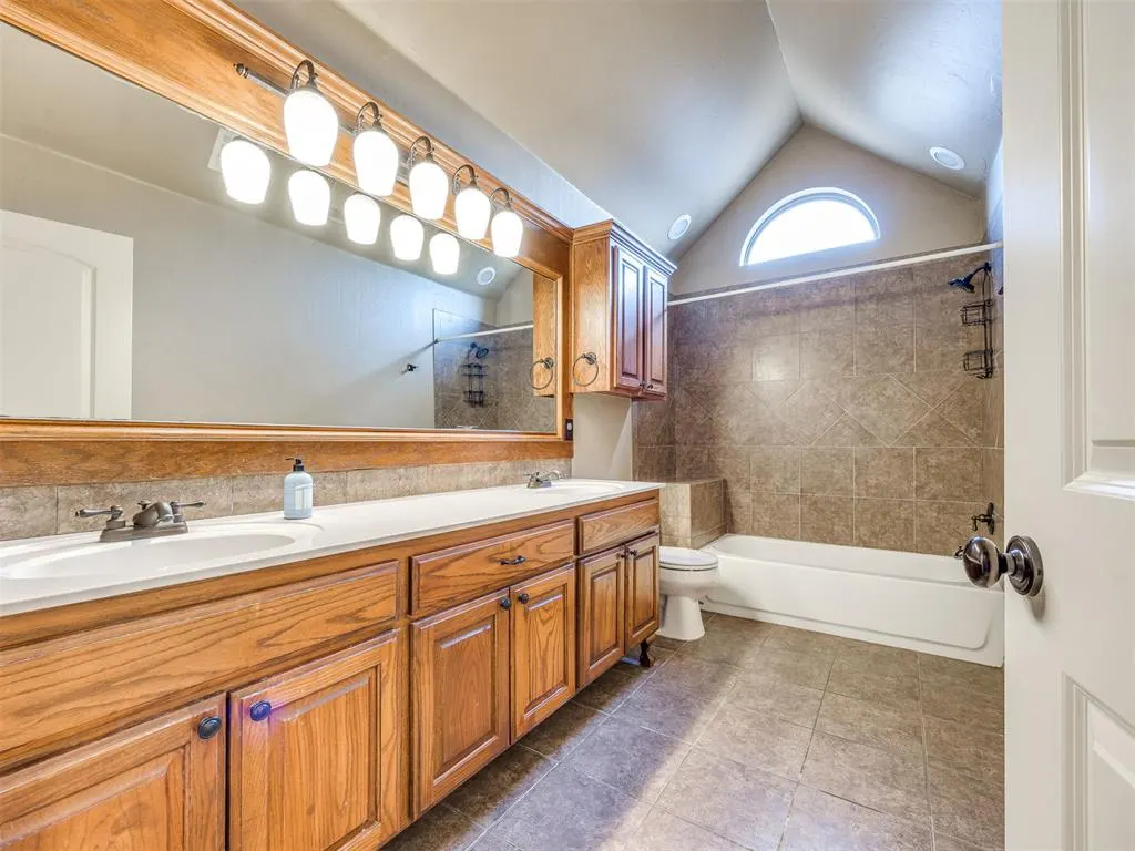 Photo 34 — 5301 NW 119th Street, Oklahoma City, OK 73162