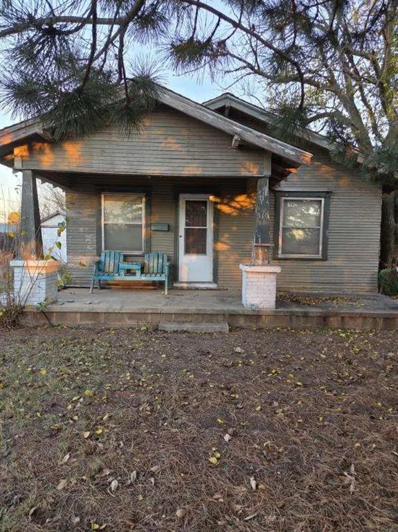 Front exterior — 310 N Dakota Avenue, Mangum, OK 73554