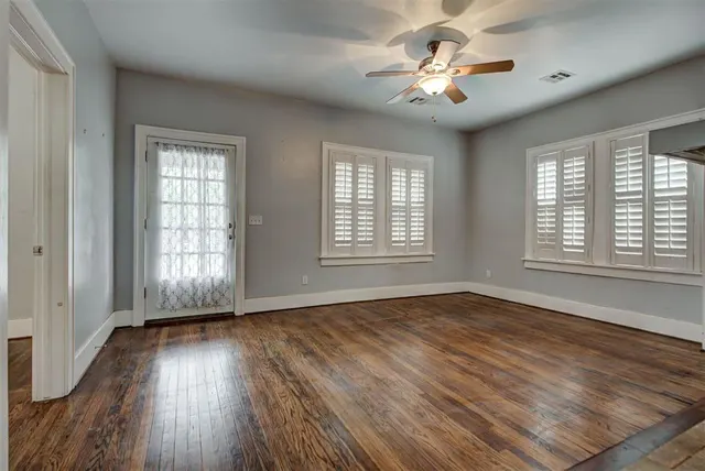 Photo 5 — 819 NW 25th Street, Oklahoma City, OK 73106