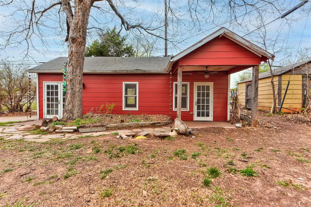 Photo 4 — 819 NW 25th Street, Oklahoma City, OK 73106