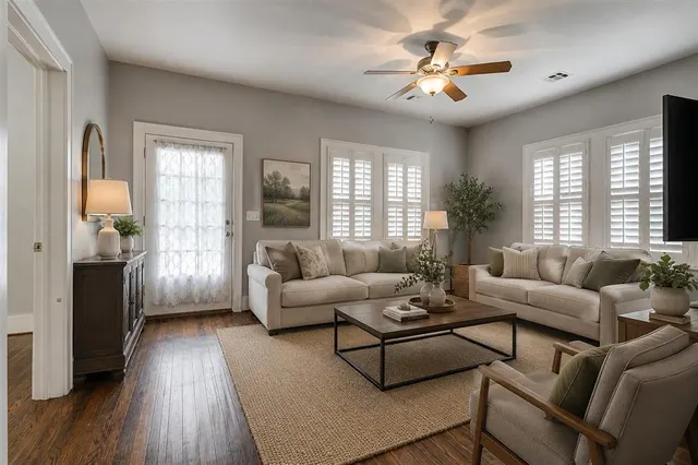 Photo 2 — 819 NW 25th Street, Oklahoma City, OK 73106