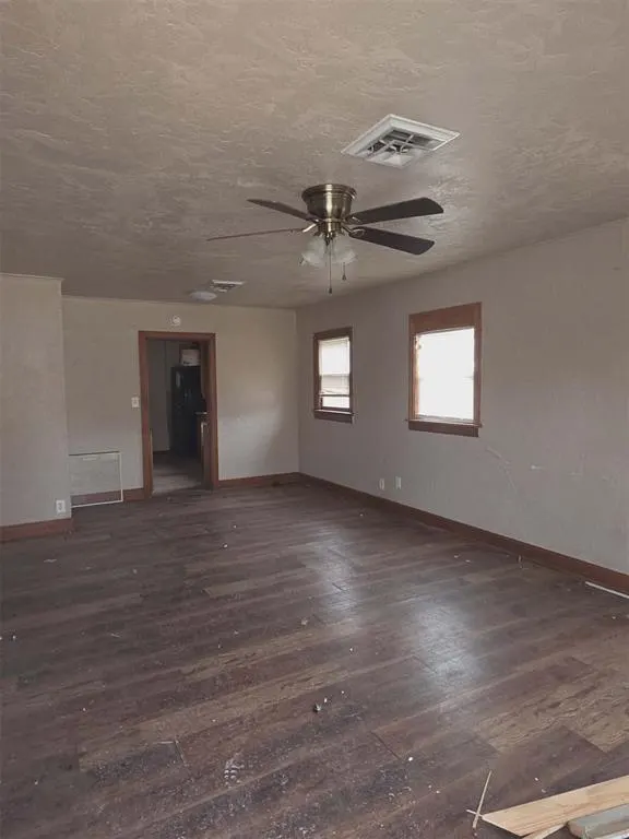Photo 9 — 1416 NW Euclid Avenue, Lawton, OK 73507