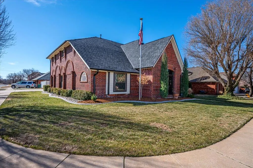 Photo 3 — 4100 NW 144th Terrace, Oklahoma City, OK 73134