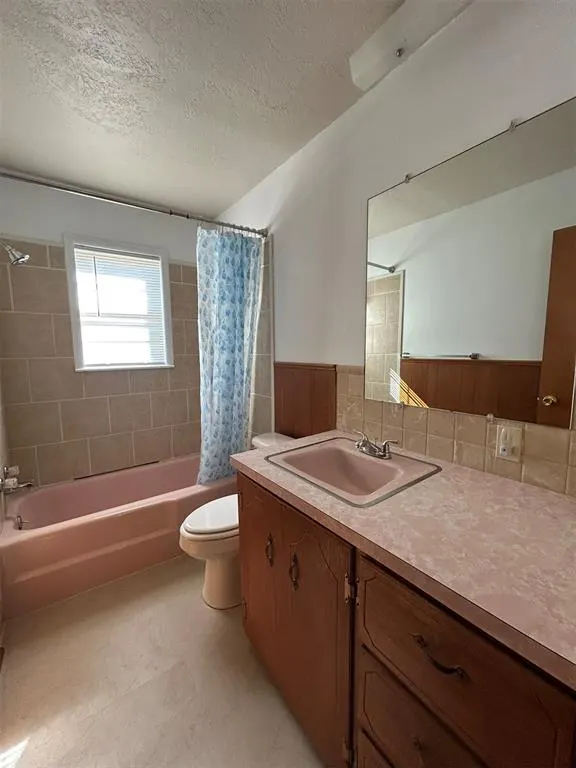 Photo 7 — 514 E Center Street, Lexington, OK 73051