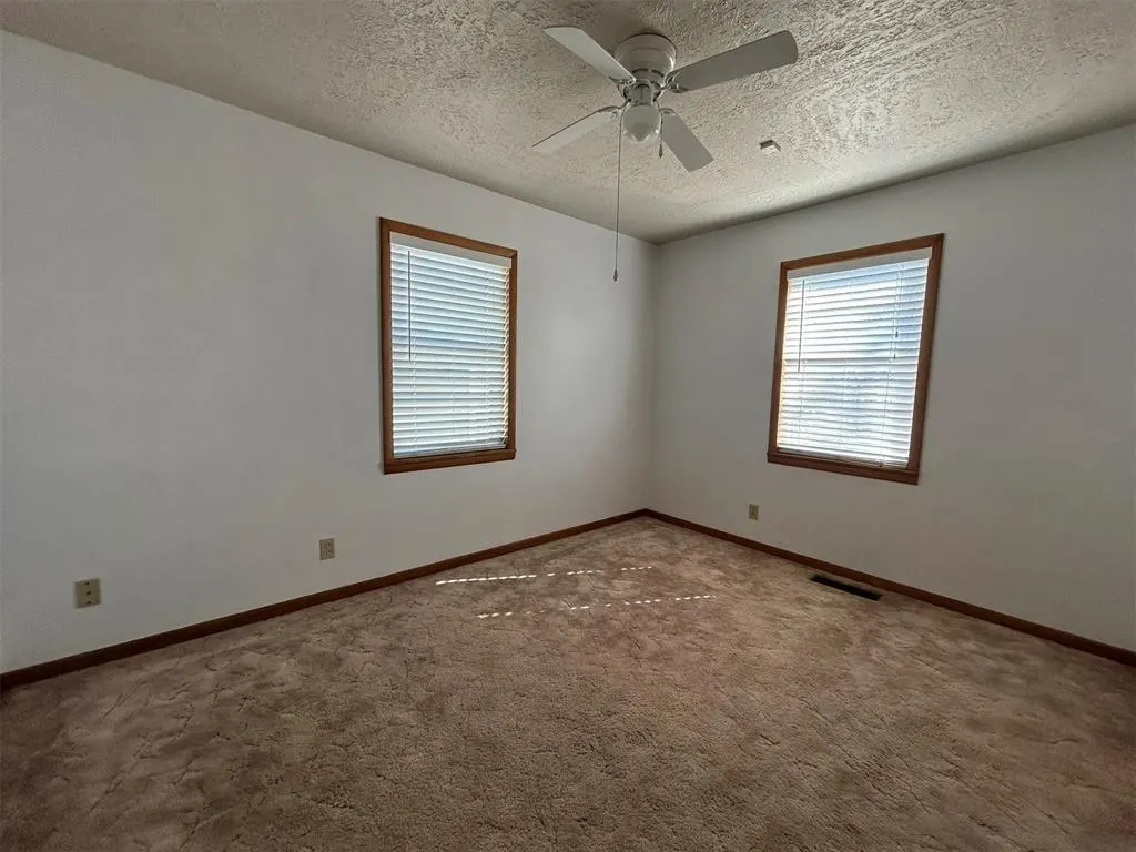 Photo 10 — 514 E Center Street, Lexington, OK 73051