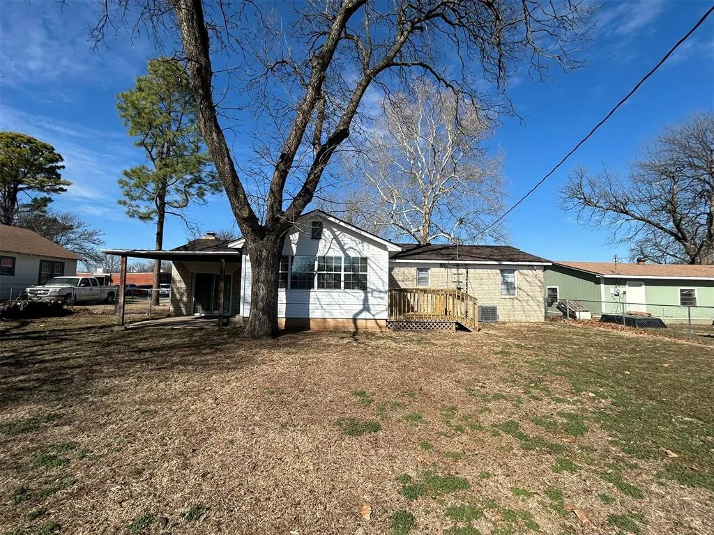 Photo 12 — 514 E Center Street, Lexington, OK 73051