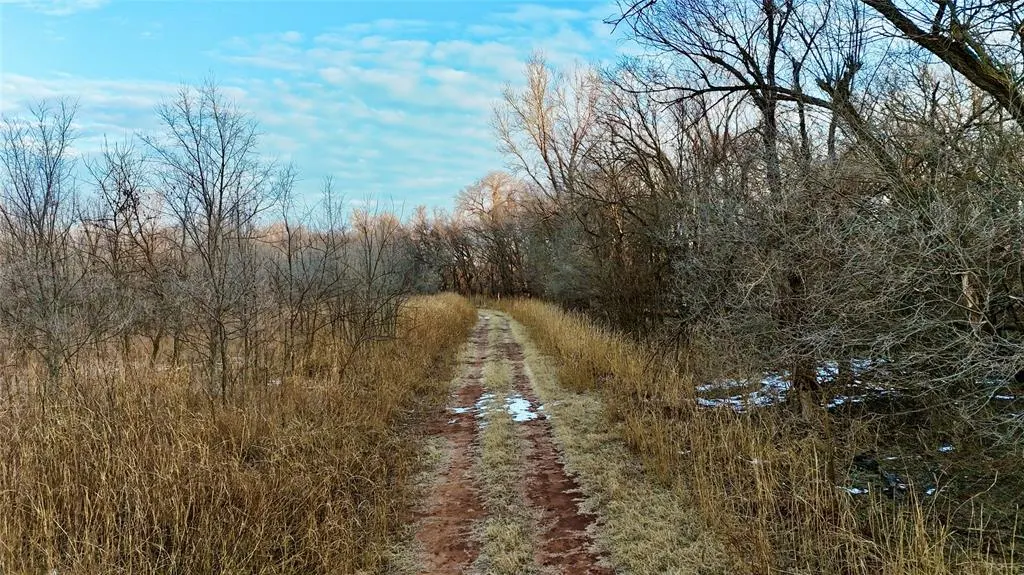Photo 29 — 1 N 3100 Road, Lamont, OK 74643