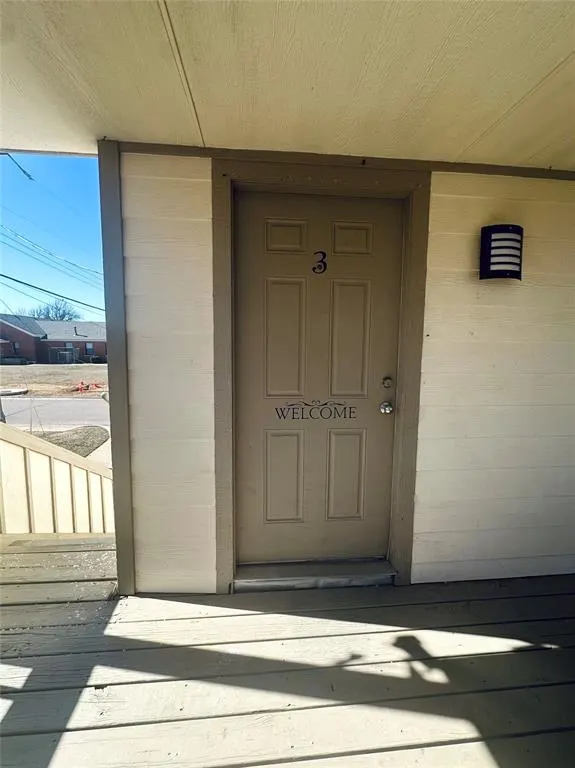 Photo 2 — 1221 W London Street 3, El Reno, OK 73036