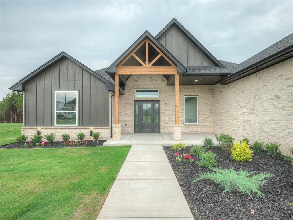 Photo 4 — 9329 Eliana Drive, Guthrie, OK 73004