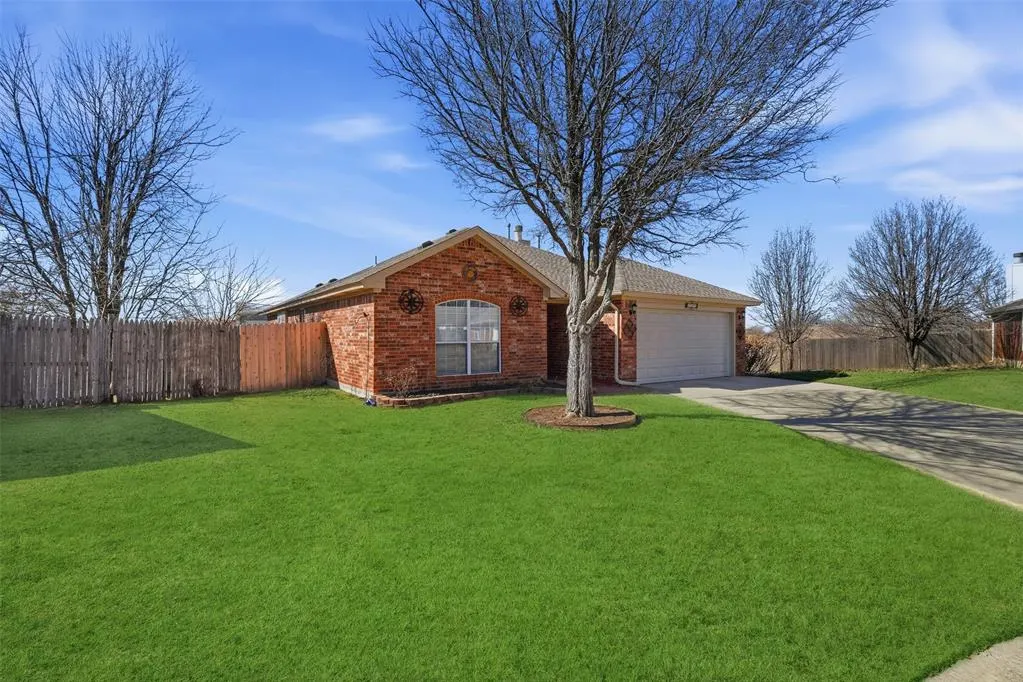 Photo 5 — 1404 Buena Vista Circle, Norman, OK 73071