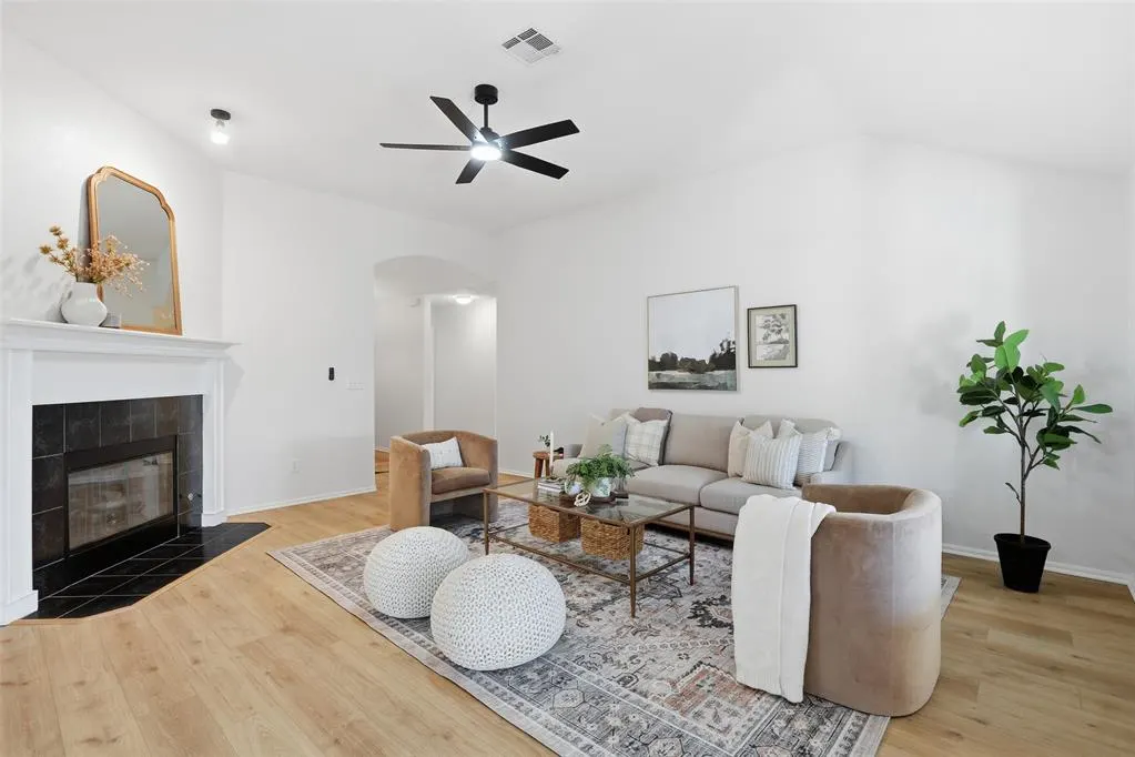 Photo 10 — 1404 Buena Vista Circle, Norman, OK 73071