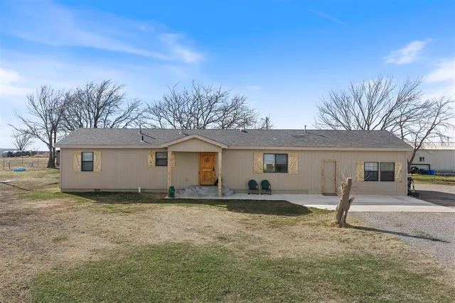 Photo 2 — 24042 E N County Road 3330 Road, Wynnewood, OK 73098