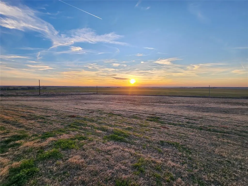Photo 18 — 21133 County 2560 Street, Binger, OK 73009