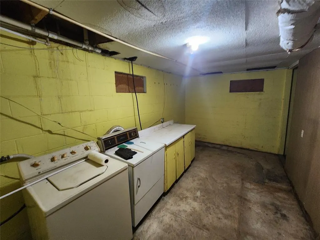 Photo 34 — 21133 County 2560 Street, Binger, OK 73009
