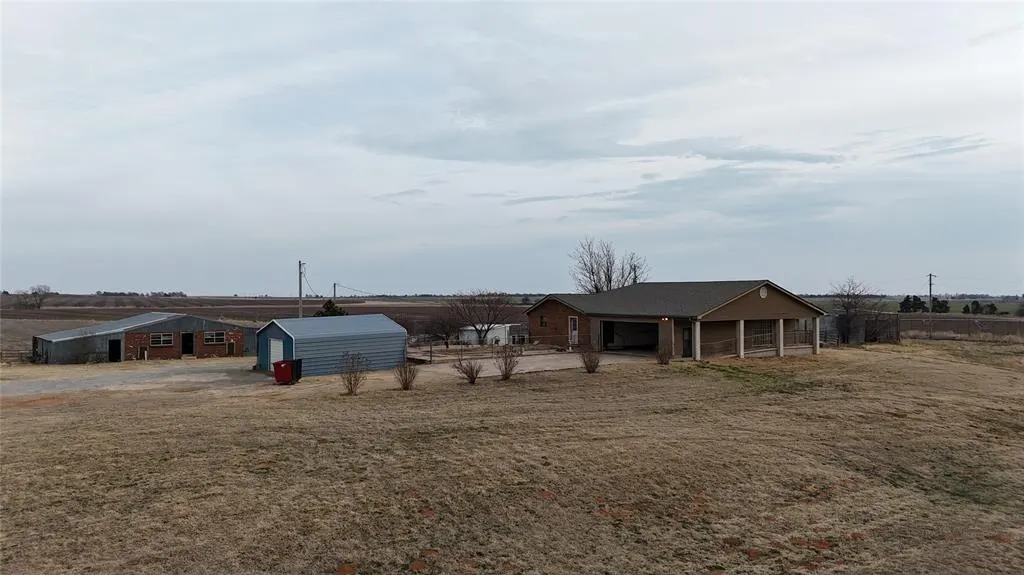 Photo 44 — 21133 County 2560 Street, Binger, OK 73009