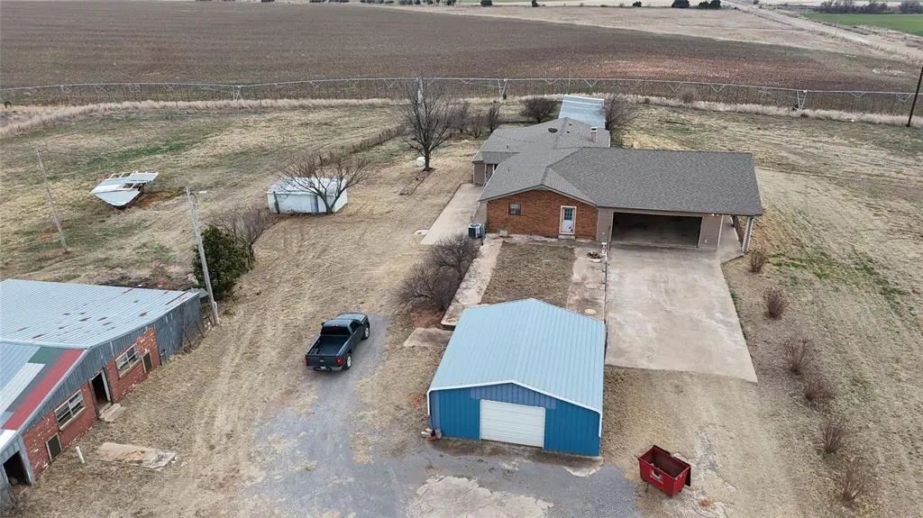 Photo 45 — 21133 County 2560 Street, Binger, OK 73009