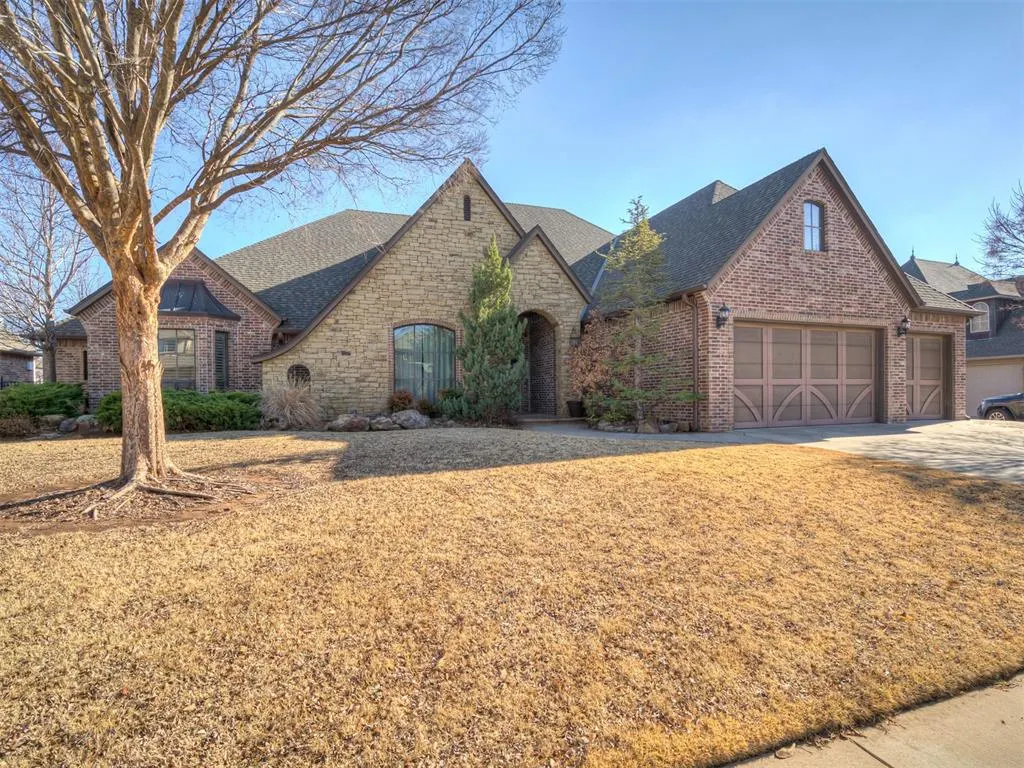 Front exterior — 14004 Lago Strada, Oklahoma City, OK 73170