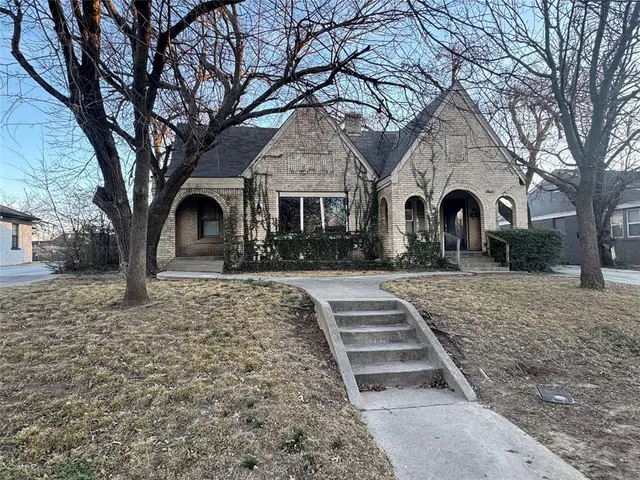 Front exterior — 2320 NW 21st Street, Oklahoma City, OK 73107