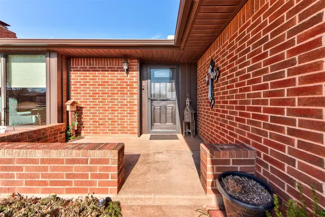 Photo 3 — 513 N 1st Street, Okarche, OK 73762
