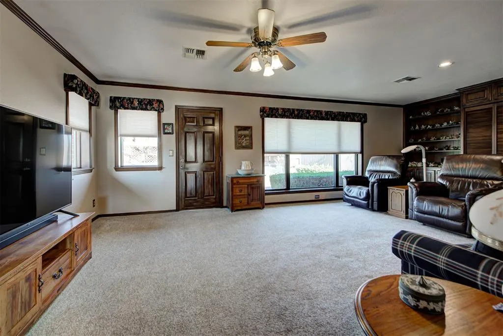 Photo 12 — 513 N 1st Street, Okarche, OK 73762
