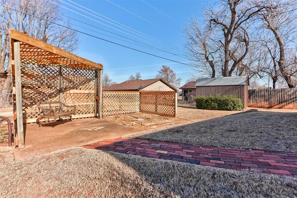 Photo 27 — 513 N 1st Street, Okarche, OK 73762