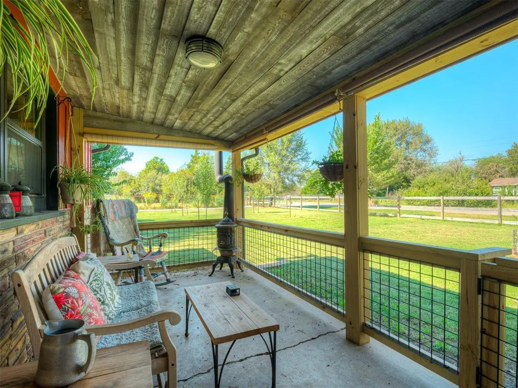 Photo 6 — 8816 NE 17th Street, Midwest City, OK 73141