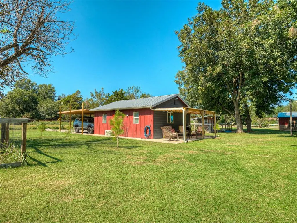 Photo 28 — 8816 NE 17th Street, Midwest City, OK 73141