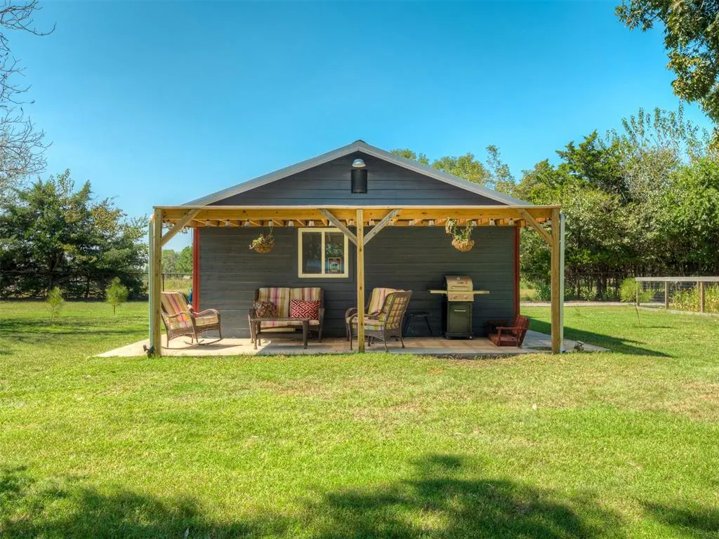 Photo 29 — 8816 NE 17th Street, Midwest City, OK 73141