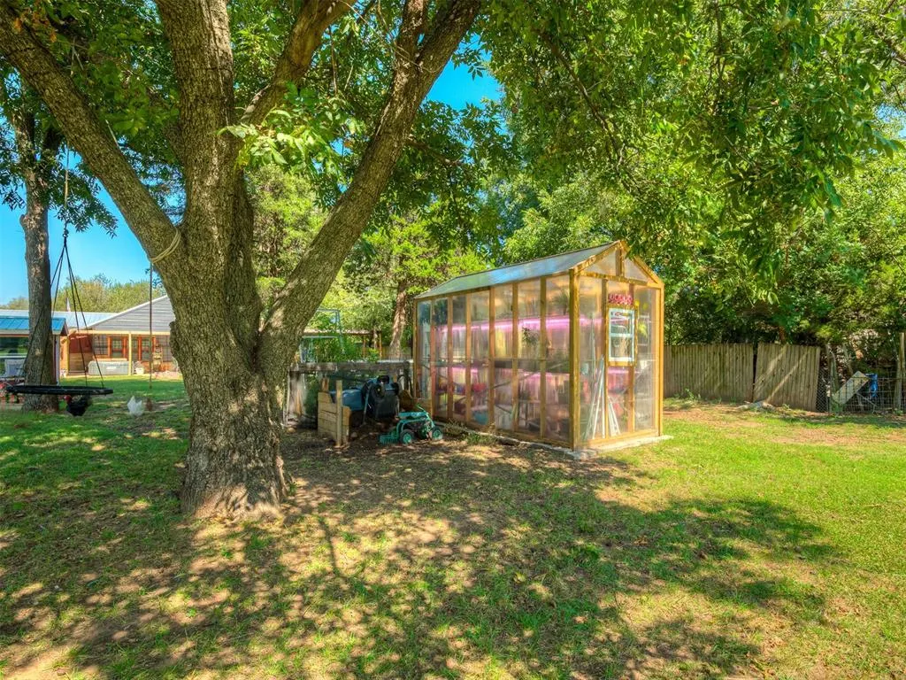Photo 39 — 8816 NE 17th Street, Midwest City, OK 73141