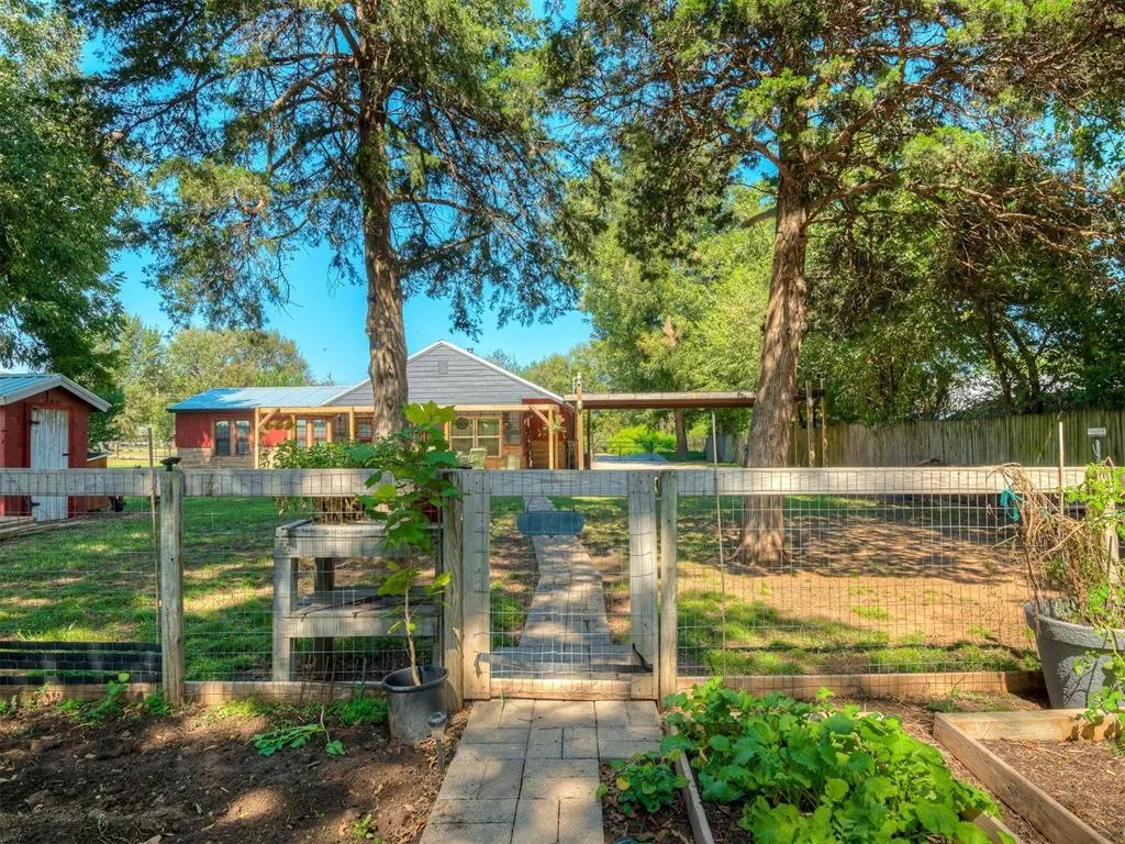 Photo 42 — 8816 NE 17th Street, Midwest City, OK 73141