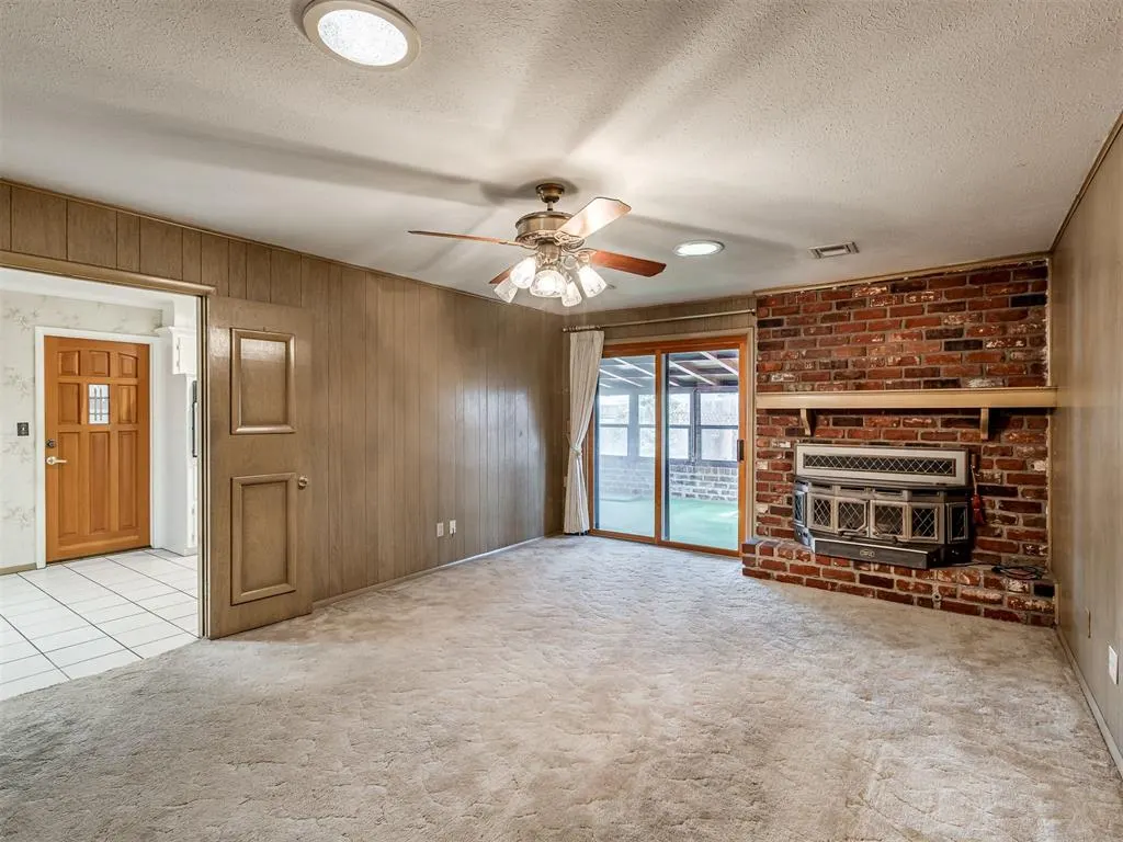 Photo 6 — 8333 NW 33rd Street, Bethany, OK 73008