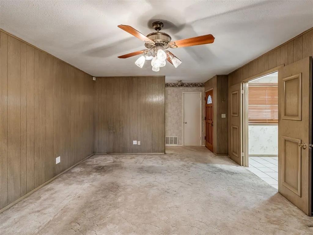 Photo 8 — 8333 NW 33rd Street, Bethany, OK 73008