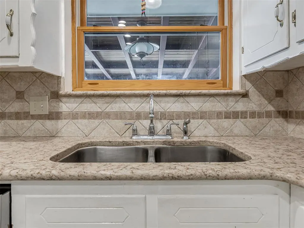 Photo 15 — 8333 NW 33rd Street, Bethany, OK 73008