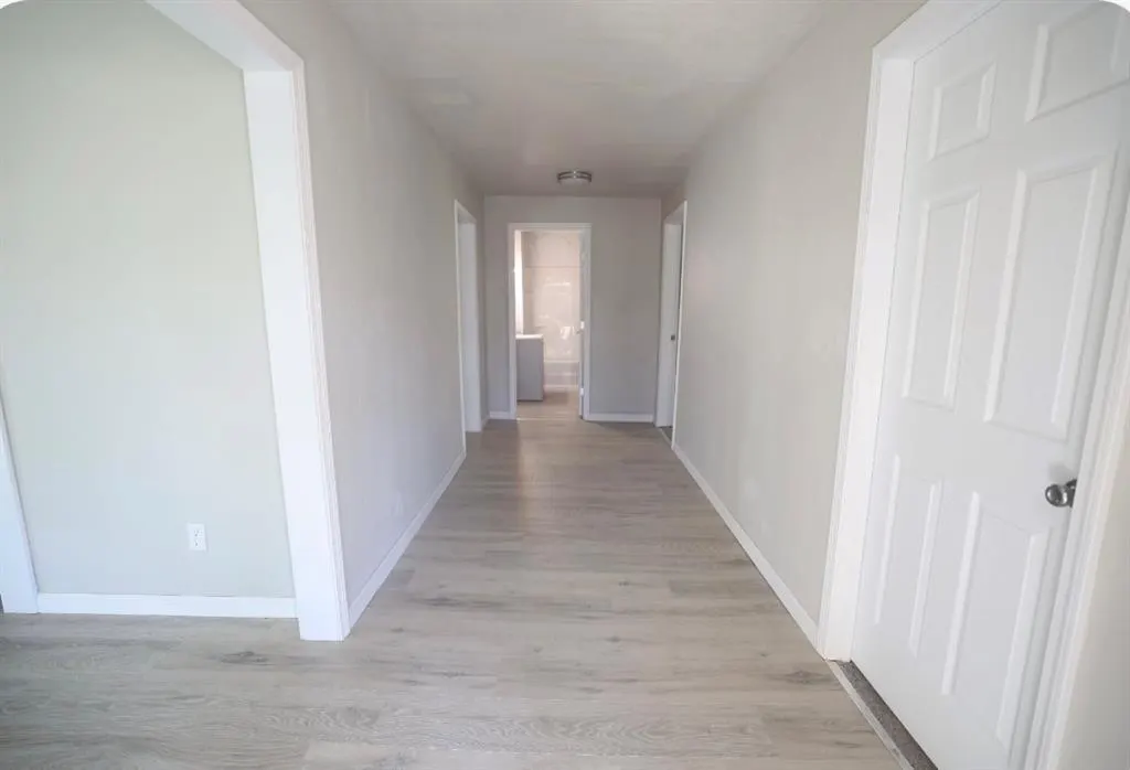 Photo 6 — 320 E Avenue Avenue, Pauls Valley, OK 73075