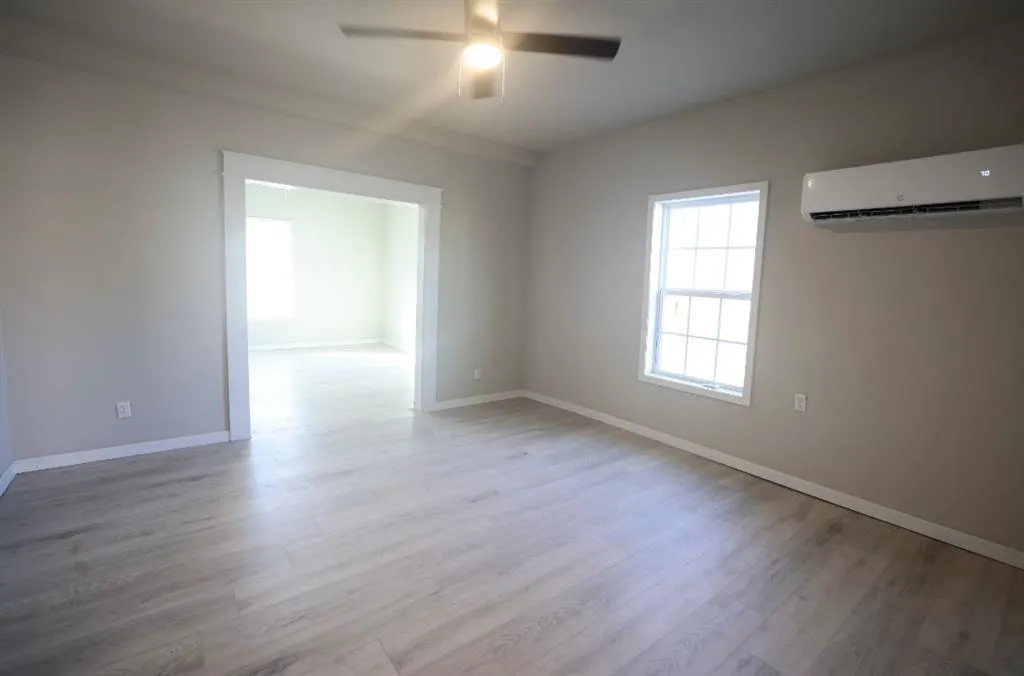 Photo 8 — 320 E Avenue Avenue, Pauls Valley, OK 73075
