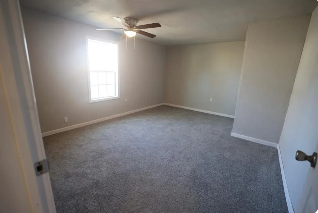 Photo 14 — 320 E Avenue Avenue, Pauls Valley, OK 73075