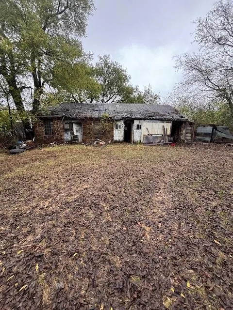 Photo 3 — 720 N Sertco Road, Okemah, OK 74859