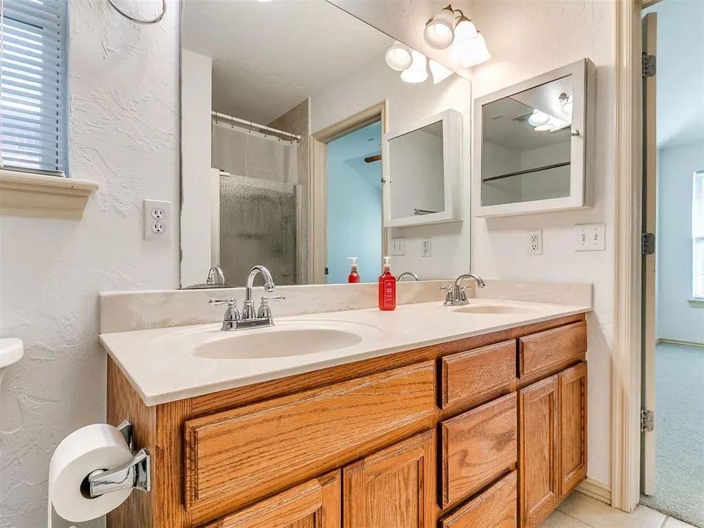 Photo 18 — 2340 Fruitful Drive, Midwest City, OK 73130