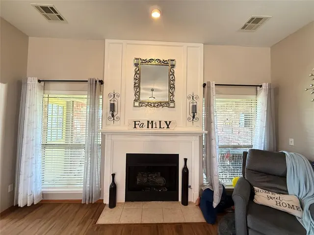 Photo 2 — 12127 SW 4th Street, Yukon, OK 73099