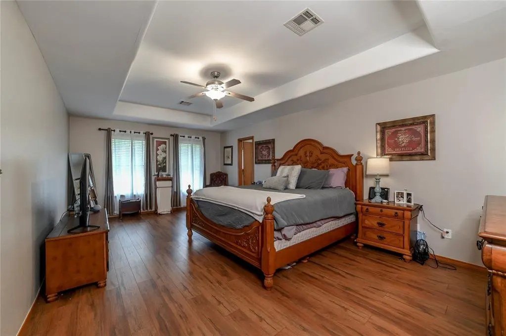 Photo 16 — 12127 SW 4th Street, Yukon, OK 73099