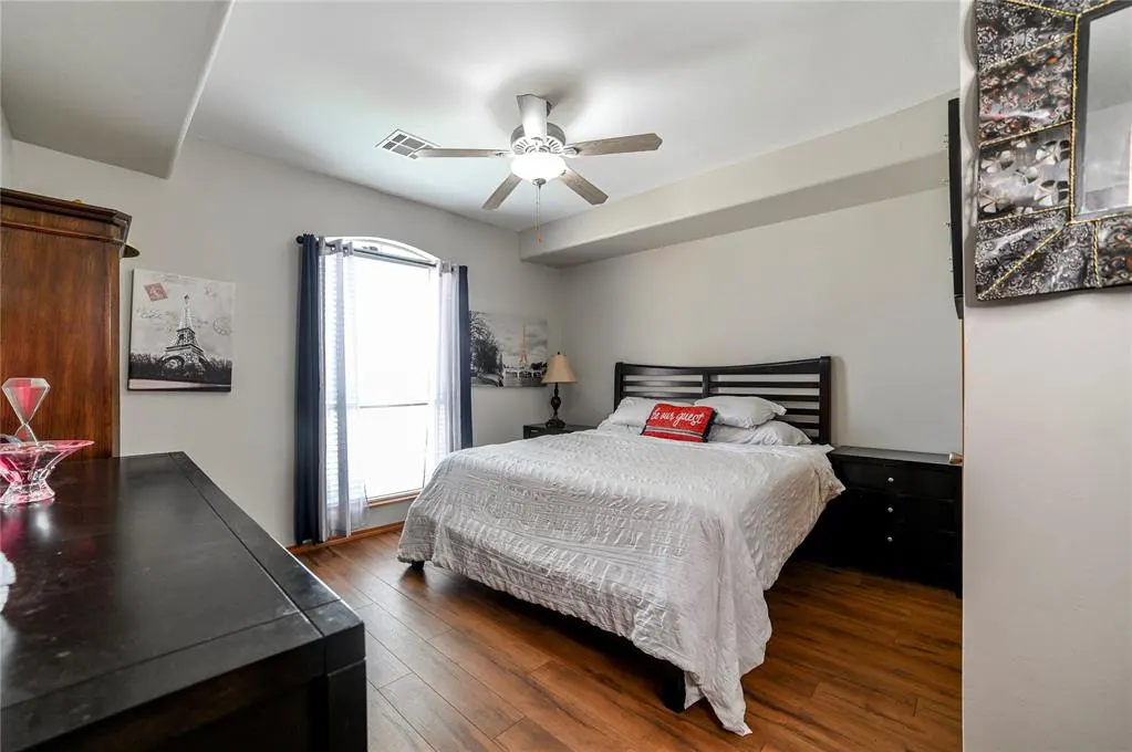 Photo 23 — 12127 SW 4th Street, Yukon, OK 73099