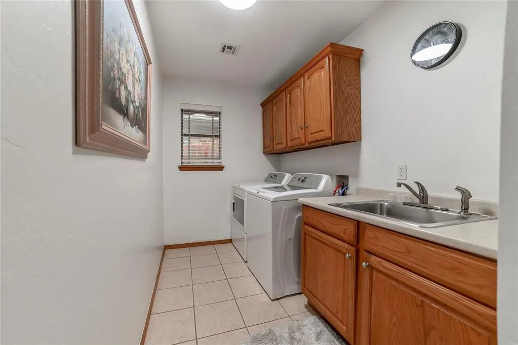 Photo 27 — 12127 SW 4th Street, Yukon, OK 73099