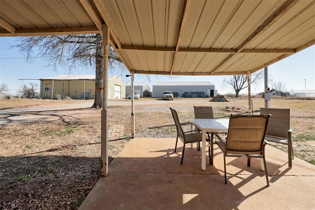Photo 21 — 18501 Coker Road, Shawnee, OK 74801