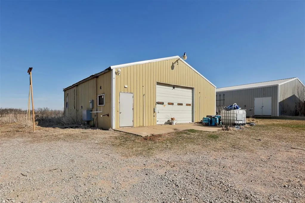 Photo 24 — 18501 Coker Road, Shawnee, OK 74801