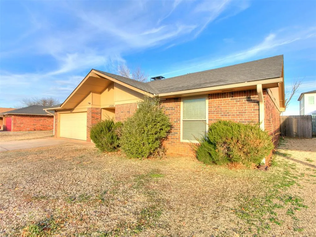 Front exterior — 11320 N Florida Avenue, Oklahoma City, OK 73120
