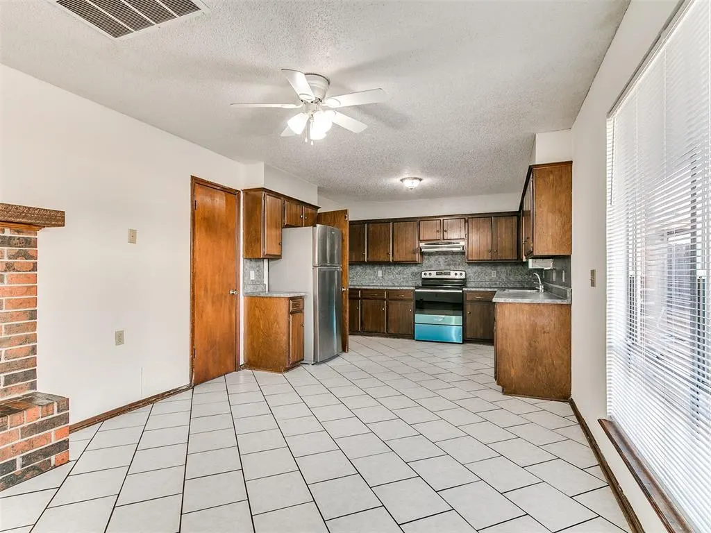 Photo 16 — 11320 N Florida Avenue, Oklahoma City, OK 73120